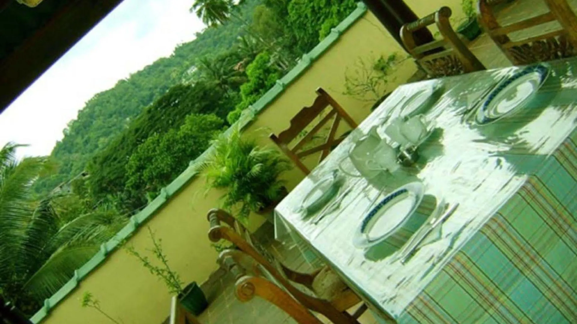 Hostel Palm Garden Home Stay Deiyannewela